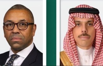 وزير الخارجية السعودي يتلقى اتصالاً هاتفياً من نظيره البريطاني