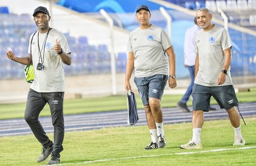 التكافؤ عنوان مواجهات إيبينجي مدرب الهلال أمام الأهلي التكافؤ عنوان مواجهات إيبينجي مدرب الهلال أمام الأهلي