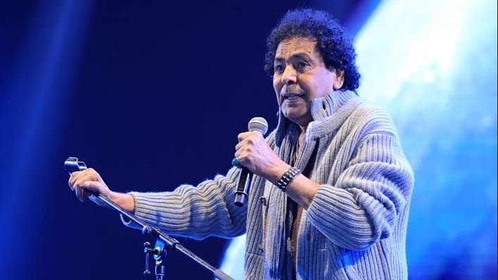 الليلة.. الكينج محمد منير يحيي حفل ختام سباق الهجن بالعريش الليلة.. الكينج محمد منير يحيي حفل ختام سباق الهجن بالعريش