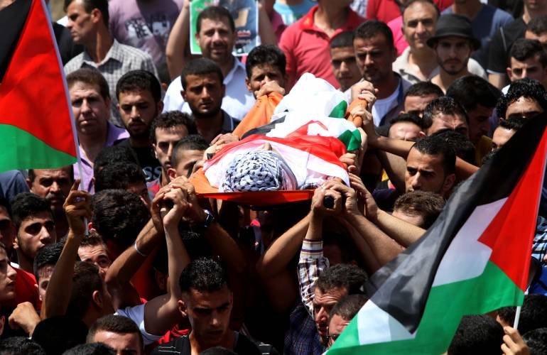 استشهاد شاب فلسطيني برصاص الاحتلال الإسرائيلي في «بيت لحم» استشهاد شاب فلسطيني برصاص الاحتلال الإسرائيلي في «بيت لحم»