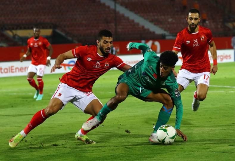 التعادل السلبي يحسم الشوط الأول بين الأهلي والرجاء في دوري الأبطال التعادل السلبي يحسم الشوط الأول بين الأهلي والرجاء في دوري الأبطال