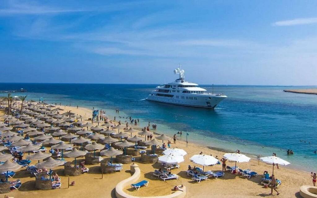 وزير النقل المصري يكشف رسوم دخول اليخوت السياحية لسواحل بلاده وزير النقل المصري يكشف رسوم دخول اليخوت السياحية لسواحل بلاده
