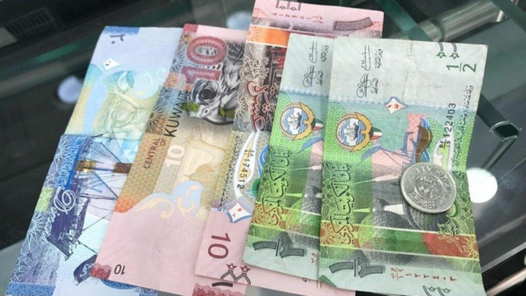تعرف على سعر الدينار الكويتي مقابل الجنيه المصري اليوم السبت 08 أبريل 2023 تعرف على سعر الدينار الكويتي مقابل الجنيه المصري اليوم السبت 08 أبريل 2023