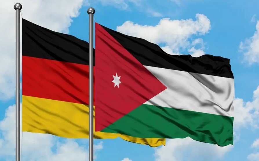وكالات.. الأردن وألمانيا يبحثان سبل تعزيز التعاون العسكري المشترك وكالات.. الأردن وألمانيا يبحثان سبل تعزيز التعاون العسكري المشترك