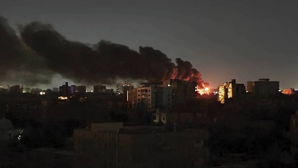 بريطانيا وجيبوتي يناشدان وقف إطلاق النار في السودان بريطانيا وجيبوتي يناشدان وقف إطلاق النار في السودان