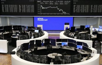 الأسهم الأوروبية تغلق منخفضة بفعل تراجع أسهم قطاع الرعاية الصحية