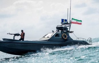 البحرية الأمريكية تعلن استيلاء إيران على ناقلة نفط في خليج عمان