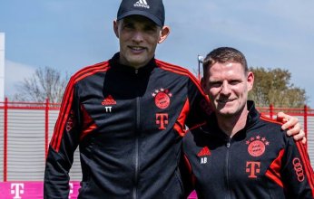 بايرن ميونخ الألماني يتعاقد مع أنطوني باري كمدرب مساعد