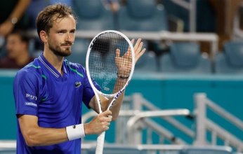 الروسي ميدفيديف يتأهل لدور الستة عشر ببطولة مونت كارلو لأساتذة التنس