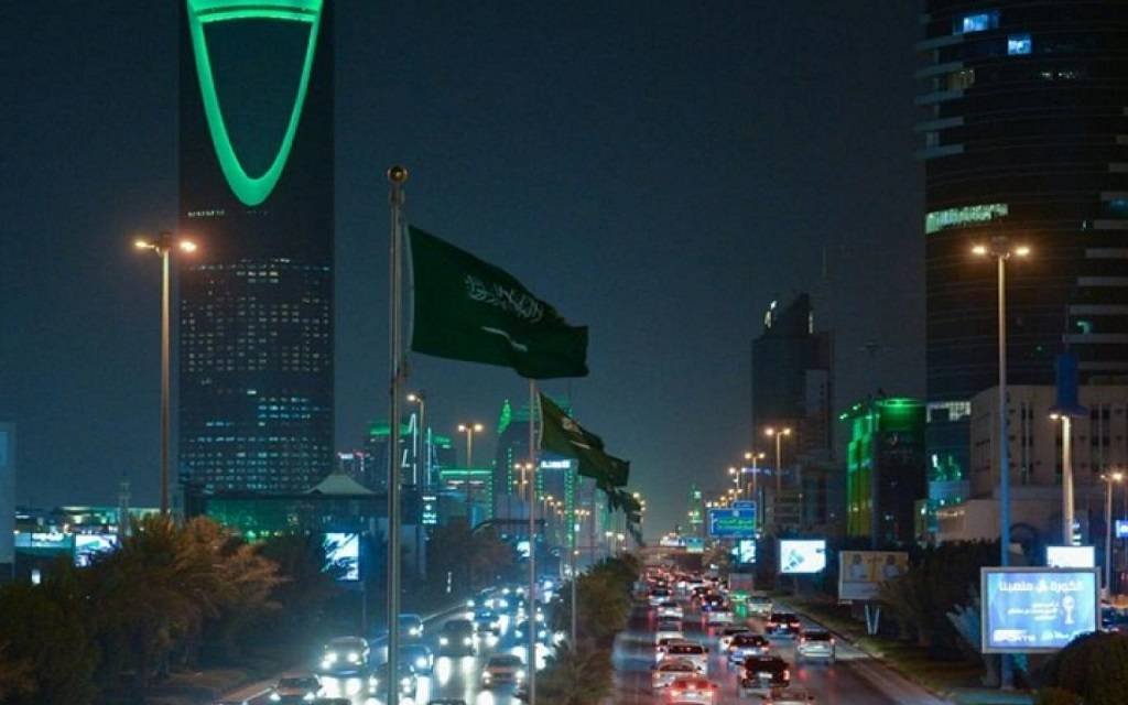 تقارير.. السعودية تتصدر دول مجموعة العشرين في مؤشر مديري المشتريات للقطاع الخاص غير النفطي تقارير.. السعودية تتصدر دول مجموعة العشرين في مؤشر مديري المشتريات للقطاع الخاص غير النفطي