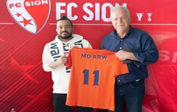 المصري محمد ارو ينضم إلى "إف سي سيون" السويسري لمدة عام ونصف على سبيل الإعارة