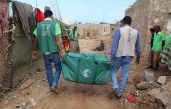 "سلمان للإغاثة" يوزع مساعدات غذائية في عدد من الدول