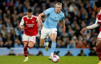 مانشستر سيتي يتقدم بثنائية نظيفة على أرسنال في الشوط الأول