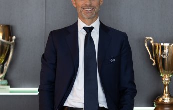 السلوفيني سيفرين يفوز برئاسة اليويفا لفترة جديدة