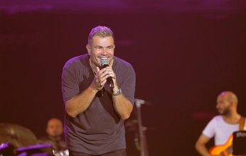 وسط حضور جماهيري كبير.. عمرو دياب يتألق في حفل جدة