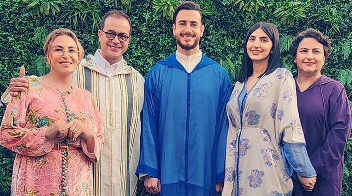 عيد الفطر يجمع سعد لمجرد بعائلته بعد إطلاق سراحه المؤقت من سجون فرنسا.. فما القصة عيد الفطر يجمع سعد لمجرد بعائلته بعد إطلاق سراحه المؤقت من سجون فرنسا.. فما القصة