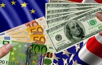 لماذا يهدد هبوط الدولار الشركات الأوروبية؟