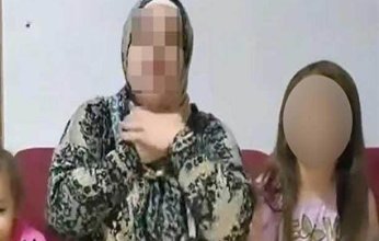 ضبط "يوتيوبر" مصرية نشرت فيديو مشين لطفليها على يوتيوب
