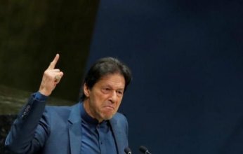باكستان.. حكم بسجن عمران خان 3 سنوات بتهمة الفساد