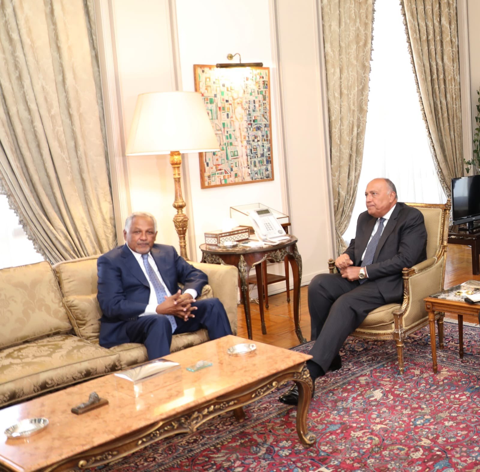 مصر تطالب مجددا بوقف فوري لاطلاق النار بالسودان مصر تطالب مجددا بوقف فوري لاطلاق النار بالسودان