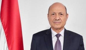 العليمي يتوجه إلى جدة للمشاركة في مؤتمر القمة العربية