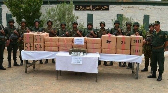 الجزائر.. ضبط 11 عنصر دعم للجماعات الإرهابية و344 مهاجرًا غير شرعي الجزائر.. ضبط 11 عنصر دعم للجماعات الإرهابية و344 مهاجرًا غير شرعي