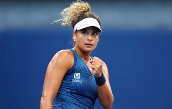 المصرية ميار شريف تتأهل إلى الدور الثاني ببطولة رولان جاروس للتنس