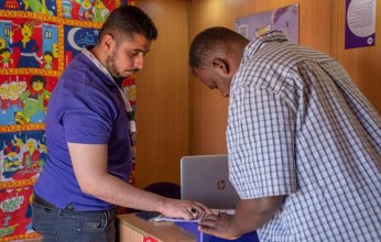 المصرية للاتصالات: توفير وحدات متنقلة بموقف كركر بأسوان لخدمة الوافدين من السودان