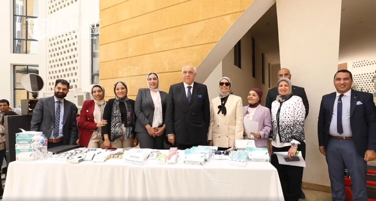 كلية الصيدلة بجامعة المستقبل في مصر تستضيف المهرجان المصغر لخدمات المجتمع والأنشطة الطلابية كلية الصيدلة بجامعة المستقبل في مصر تستضيف المهرجان المصغر لخدمات المجتمع والأنشطة الطلابية