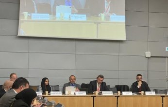 نائب وزيرة التخطيط والتنمية الاقتصادية يشارك في اجتماع الفريق التوجيهي لمنطقة الشرق الأوسط وشمال أفريقيا بباريس