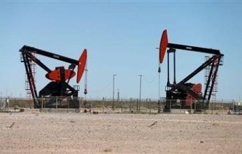 النفط يقفز 1.5% في أول تعاملات 2024