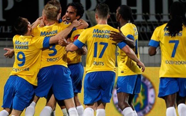 فالفيك يتغلب على فوليندام في الدوري الهولندي فالفيك يتغلب على فوليندام في الدوري الهولندي