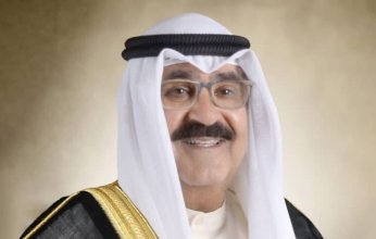 ولي عهد الكويت يتسلم أوراق اعتماد عدد من السفراء المعتمدين لدى البلاد