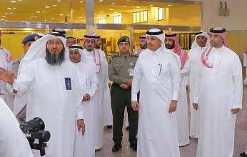 وزير النقل السعودي يؤكد أهمية مواصلة تطوير ورفع الكفاءة التشغيلية بميناء جدة الإسلامي