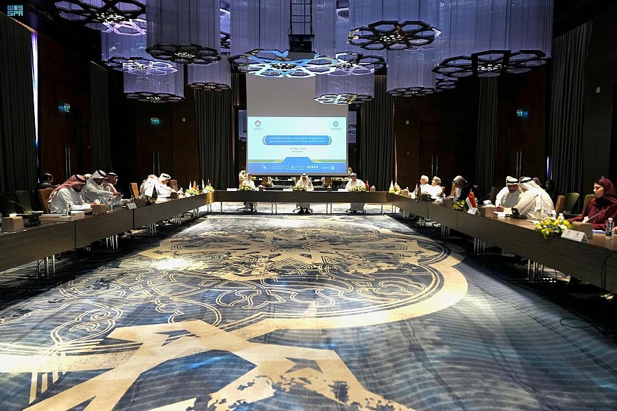 انعقاد الاجتماع التنسيقي الثاني لرؤساء الاتحادات والغرف الخليجية بمسقط انعقاد الاجتماع التنسيقي الثاني لرؤساء الاتحادات والغرف الخليجية بمسقط