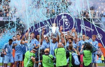 مانشستر سيتي يحتفل اليوم بلقب الدوري الانجليزي في لقائه مع تشيلسي