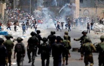 إصابة عشرات الفلسطينيين خلال مواجهات مع قوات الاحتلال في مخيم "العروب"