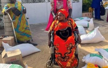 «سلمان للإغاثة» يوزع أطنان من السلال الغذائية في مدن بالسنغال