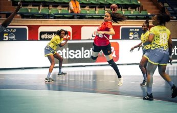 فريق سيدات يد بالنادي الأهلي يفوز على أوتوهو الكونغولي ببطولة كأس الكؤوس