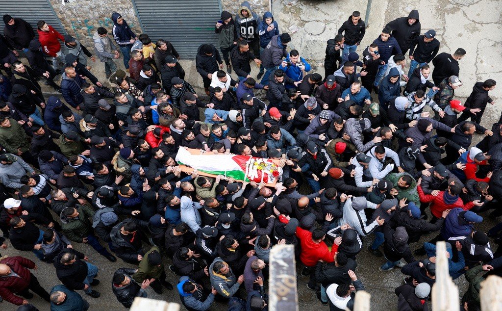 استشهاد فلسطينيين اثنين وإصابة ثلاثة برصاص الاحتلال بمخيم (بلاطة) للاجئين استشهاد فلسطينيين اثنين وإصابة ثلاثة برصاص الاحتلال بمخيم (بلاطة) للاجئين