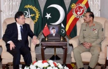 باكستان والصين تبحثان التعاون الأمني والدفاعي