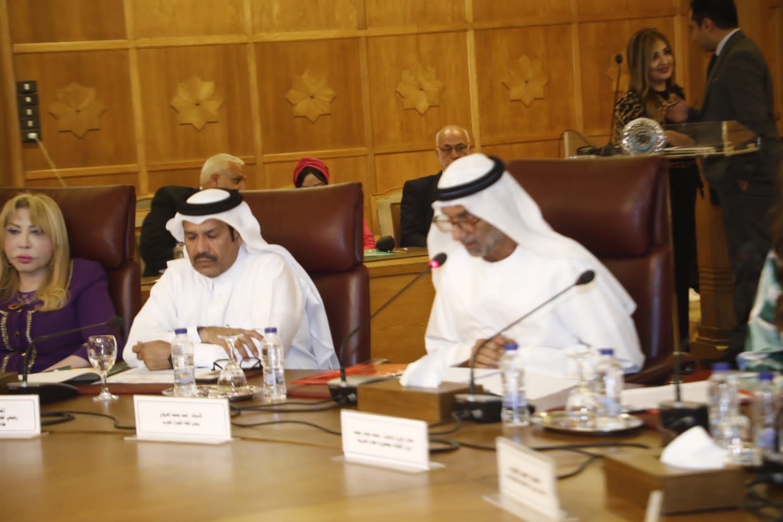 الجروان:تعزيز دور الاسرة العربية يساهم في تماسك نسيج المجتمع العربي ويتصدى لمحاولات طمس هويتنا الجروان:تعزيز دور الاسرة العربية يساهم في تماسك نسيج المجتمع العربي ويتصدى لمحاولات طمس هويتنا