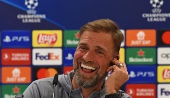 مدرب ليفربول متهم بسوء السلوك.. فما القصة؟