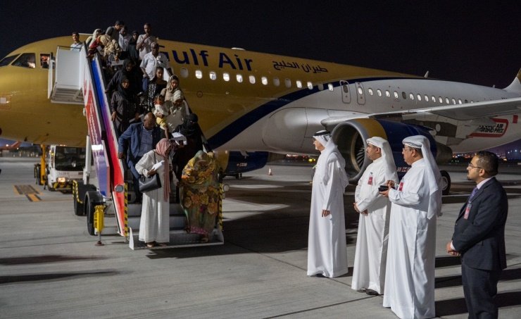 البحرين تجلي عددا من رعاياها المتواجدين بالسودان البحرين تجلي عددا من رعاياها المتواجدين بالسودان