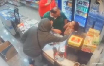 شاهد بالفيديو.. طبيب كويتي ينقذ طفلة أردنية من الموت