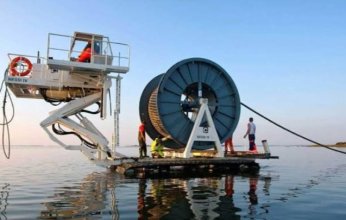 وصول أطول كابل بحري في العالم إلى المملكة تمهيدًا لربط 33 دولة بخدمات الاتصالات والانترنت