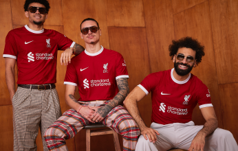 ليفربول يخوض الموسم المقبل بقميص من السبيعينات