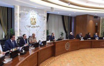 «مدبولي»: توجيهات بعدم البدء في أي مشروعات جديدة في مصر قبل إنهاء الجاري تنفيذها