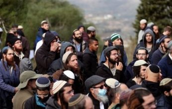 شمال الضفة الغربية.. مُستوطنون إسرائيليون يُهاجمون سيارات ومنازل الفلسطينيين