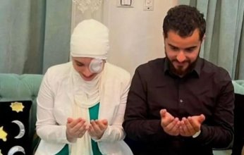 بعبارة «الحمد لله الذي تتم بنعمته الصالحات».. البلوجر المصرية سارة محمد تعلن خطبتها